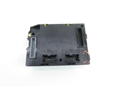 Модуль bcm dacia duster 284b11091r 2675974 2320679 фото №1
