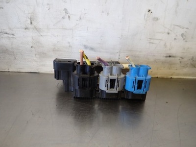 Citroen jumpy 2010 рамка / модуль запобіжників 1400550780 фото №1