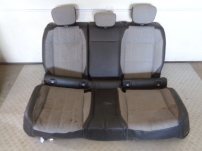 Renault megane v e-tech 2022 заднее сиденье задняя задняя фото №1