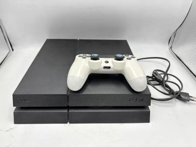 KONSOLA PS4 1TB CUH-1216B PAD