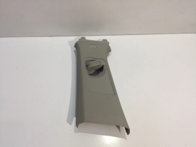 Vw golf 8 v0"osłona пластик стойка среднего фото №1