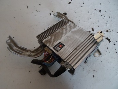 Підсилювач jbl 86280-0w460 toyota prius ii фото №1