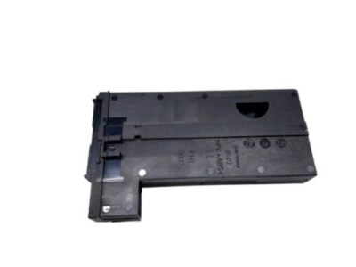 Бардачок полиця audi a4 b7 2.0 tdi фото №1