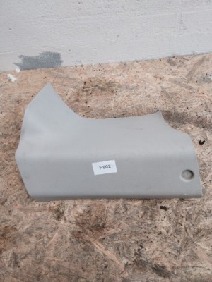 Citroen berlingo защита накладка стойку левый задний  9681034177 9686884277 фото №1