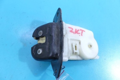 Замок кришки задня багажника 4pin nissan note i e11 5d 06-09 фото №1