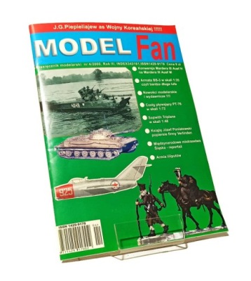 MODEL FAN 4/2000 MARDER III CZOŁG PŁYWAJĄCY PT-76