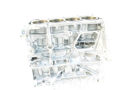 Блок двигуна mazda cx-3 2.0 skyactiv pe фото №1