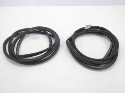 Vw polo iv 9n 3d прокладка дверь правый левый перед фото №1