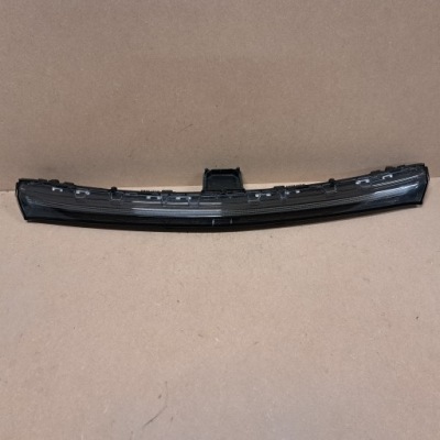 Mercedes eqs w297 лампа led накладка молдинг средняя перед a2979064700 фото №1