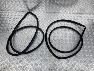 Прокладка двері перед yaris cross 21- фото №1