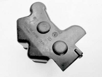 Peugeot c4 citroen заглушка блок керування 9804883480 фото №1