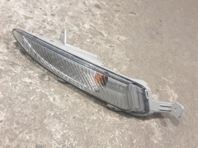 Opel astra j lift 12-15 поворотник правый bdb фото №1