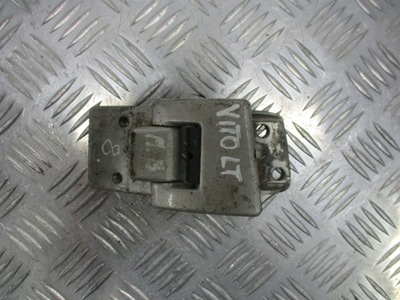 Петля левый задняя mercedes vito i w638 2.2 cdi фото №1