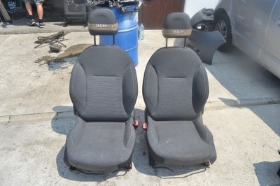 Сиденья передние citroen c3 ii версия europa фото №1