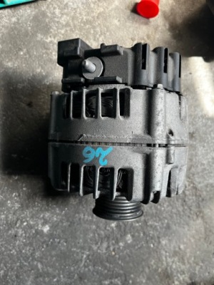 26 bmw e60 e90 e70 генератор 7802261 фото №1