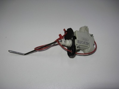 Привід кришка заливної пального audi a3 8p lift фото №1