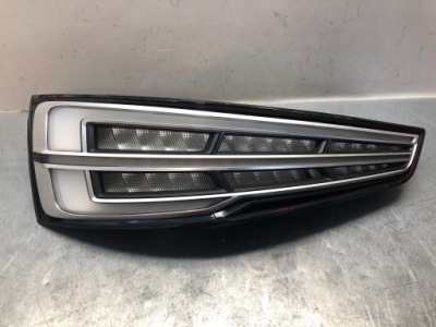 Лампа левая задняя audi q3 8u 14-18 lift led 8u0945093n фото №1