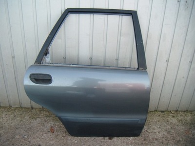 Volvo v40 95-04 двері правий задня фото №1