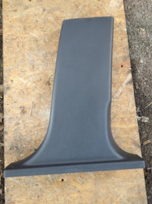 Захист стійка ліва права audi 4f0867239 фото №1