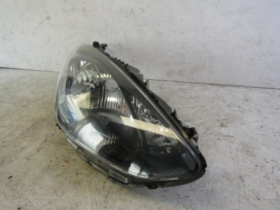 Mazda 2 лампа права перед 07-14r фото №1