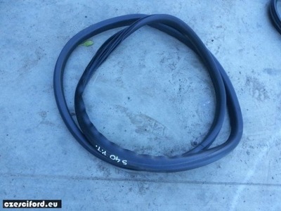 Прокладка двері правий задня volvo s40 ii 2007 volvo фото №1