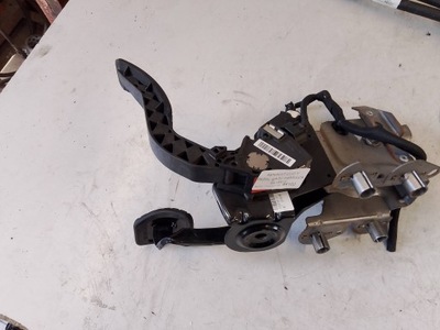 Renault clio v педаль газа тормоза 6418813 фото №1