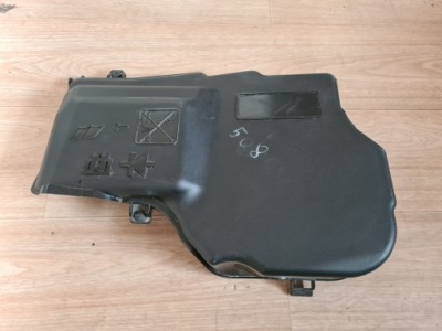 Защита коробка предохранителей peugeot 508 i фото №1