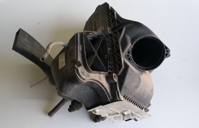 Audi a4 b8 корпус фильтра воздуха 8k0133837bg фото №1