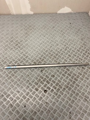 Молдинг уплотнитель стекло левый перед mercedes r klasa w251 a2516904580 фото №1