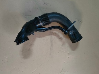 Bmw x5 f15 3.0d шланг труба повітря 8512381 фото №1