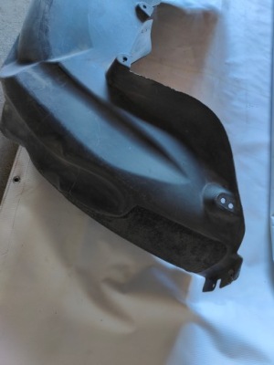 Bmw e61 touring подкрылок правый задний  задние 7061246 фото №1