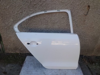 Vw jetta двері праве задня 5c6833056 фото №1