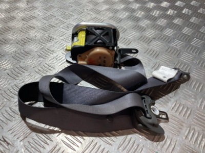 Pas безпеки правий перед toyota land cruiser 120 02-09 фото №1