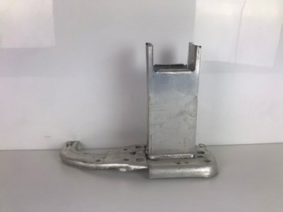 Audi a6 c7 абсорбер шток кронштейн левое  перед 11-18 фото №1