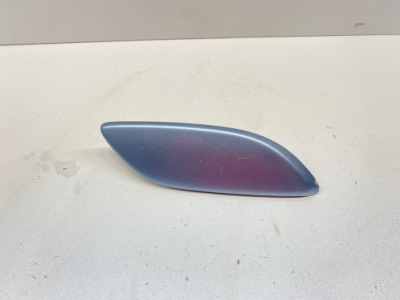 Крышка заглушка распылителя правый  mazda 5 v 05-07 фото №1