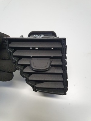 Opel insignia b решётка обдув средняя левая фото №1