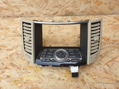 Infiniti qx70 панель навігації рамка фото №1