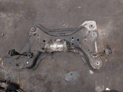 Підрамник підрамник підрамник двигуна renault trafic ii 1.9 dci фото №1
