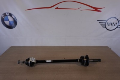 Привідний вал задній права bmw g05 g06 lci m50i 26km. фото №1