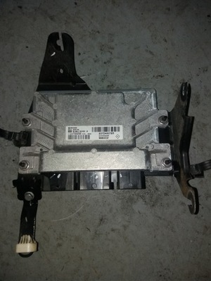 Renault zoe бортовий комп'ютер двигуна блок керування фото №1