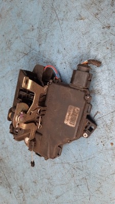 Замок двері лівий перед vw new beetle 99r фото №1