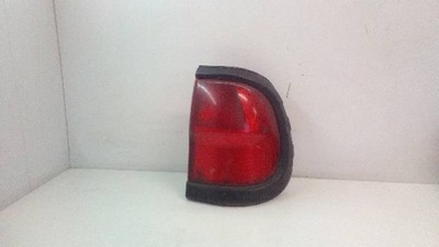 FARO DERECHA PARTE TRASERA 3D NISSAN TERRANO II  