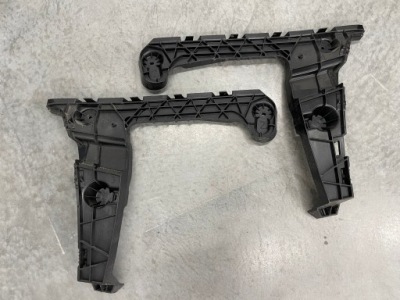 Направляющая бампера левый правый задняя a5 8w оригинал фото №1