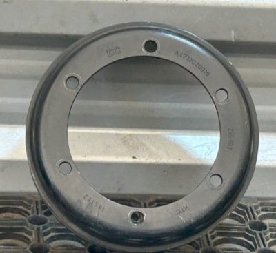 Actros mp4 шків привід насоса води a4712020310 фото №1