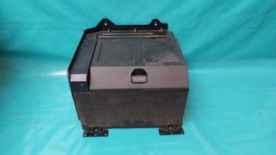 Mercedes actros mp4 бардачок правий обшивка під  ліжко 2,50 фото №1