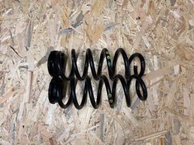 Пружини підвіска задній комплект . alfa romeo stelvio фото №1