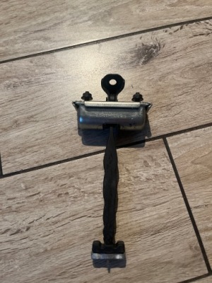 Ford s-max ii обмежувач двері лівих задня фото №1