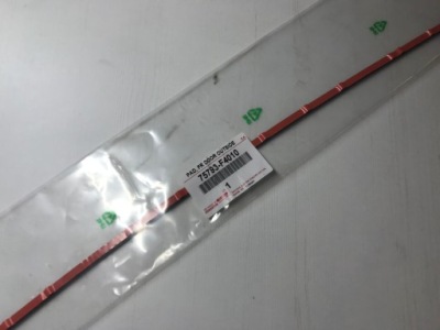 C-hr 2016- прокладка нижний накладки дверь nowa оригинальный номер фото №1