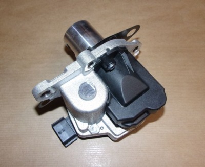 Клапан egr r kangoo i,ii,iii 1.5bluedci 147101423r af фото №1