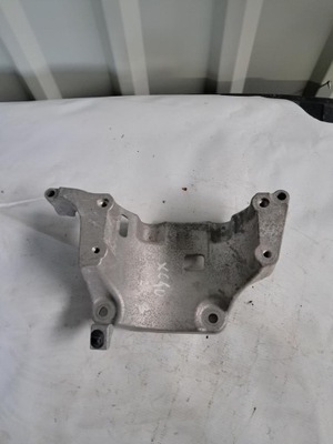 Кронштейн кронштейн генератора volvo xc40 2.0b 31480101 фото №1